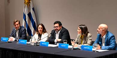 Uruguay y Microsoft lanzan el primer laboratorio de IA para el bien en Sudamérica